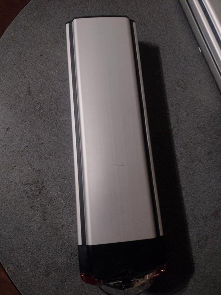 Gazelle Innergy Accu goud, 2 jaar oud, Fietsen en Brommers, Fietsaccessoires | Fietsaccu's, Ophalen of Verzenden