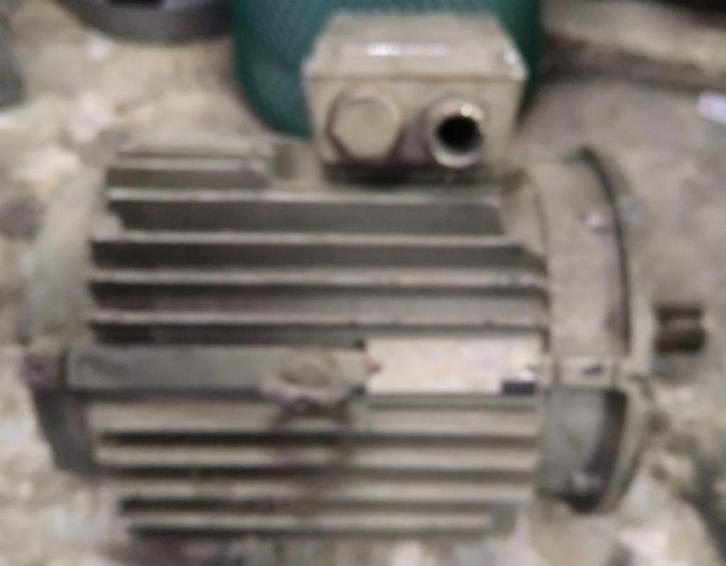electromotoren 3 fase en 1 fase wisselstroom en gelijkstroom, Doe-het-zelf en Verbouw, Motoren, Nieuw, Elektromotor, Ophalen of Verzenden