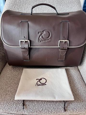VESPA 70th Anniversary Bagagetas 32L Leer beschikbaar voor biedingen