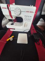 Janome elektrische naaimachine met voetpedaal, Hobby en Vrije tijd, Naaimachines en Toebehoren, Ophalen of Verzenden, Zo goed als nieuw