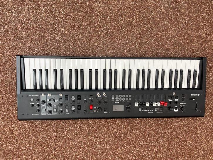 Yamaha YC61(orgel)(piano's)(E-piano's)(enz.)(Synthesizer)  , Muziek en Instrumenten, Synthesizers, Zo goed als nieuw, 61 toetsen
