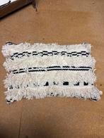 Kussenhoes met binnenkussen 55x38, Ophalen, Zo goed als nieuw, Wit, Rechthoekig