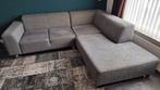 Mooie grijze hoekbank te koop! Goossens met slede poten., Ophalen
