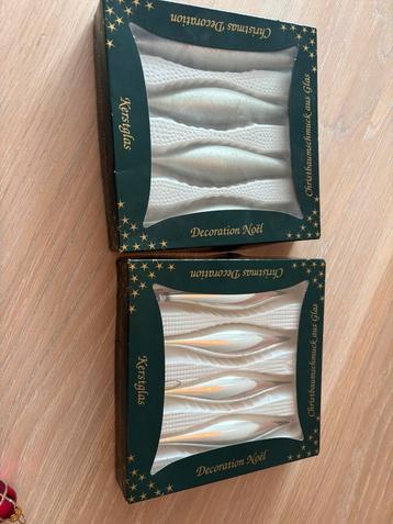 2 setjes vintage kersthangers kerstballen beschikbaar voor biedingen