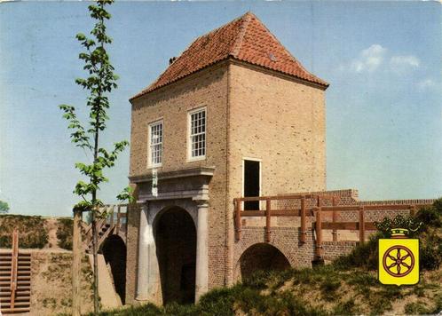 Heusden, De Veerpoort - wapen - 1984 gelopen, Verzamelen, Ansichtkaarten | Nederland, Gelopen, Utrecht, Ophalen of Verzenden