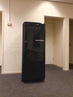 Smeg, 200 liter of meer, 60 cm of meer, Zo goed als nieuw, Met vriesvak