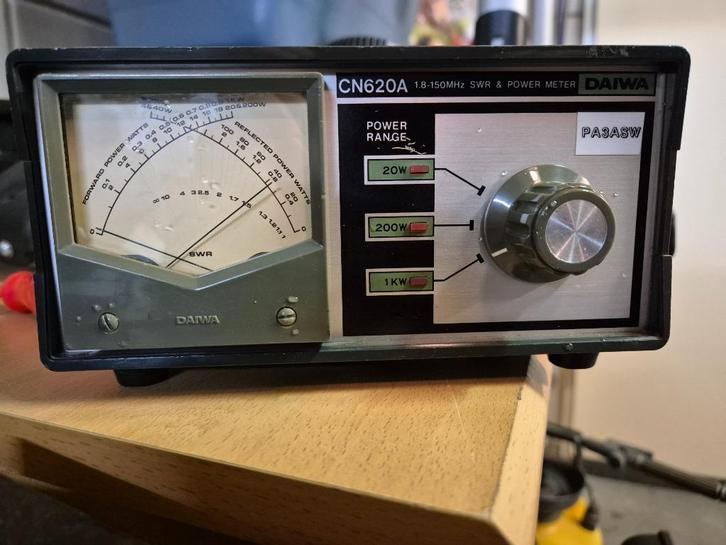 GEVRAAGD    WATT/SWR  Meter, Telecommunicatie, Zenders en Ontvangers, Gebruikt, Ophalen