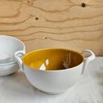 Huizen Holland Driehoek soepkom wit okergeel, Antiek en Kunst, Antiek | Servies los, Ophalen of Verzenden