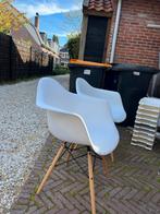 2 Witte IKEA Stoelen, Ophalen
