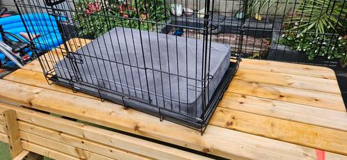 Hondenbench met kussen 92x54 64 hoog, Dieren en Toebehoren, Hondenhokken, Zo goed als nieuw, Hondenkennel, Minder dan 65 cm, 75 tot 110 cm