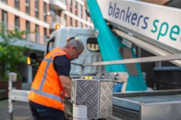 Ervaren Specialistisch Reiniger & Glazenwasser beschikbaar voor biedingen