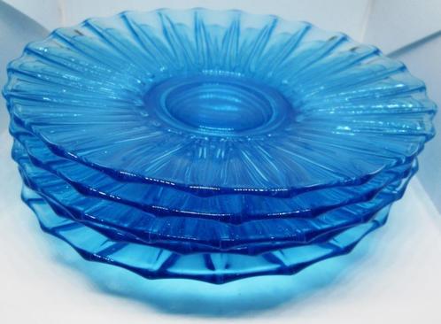 Vijf aquamarijnkleurige glazen dessertborden depressionglass, Antiek en Kunst, Antiek | Glas en Kristal, Ophalen