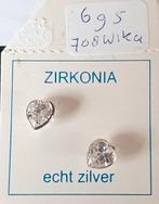 Zirkonia hartjes oorknopjes naturel of roze nieuw, Ophalen of Verzenden, Nieuw, Overige kleuren, Oorbellen