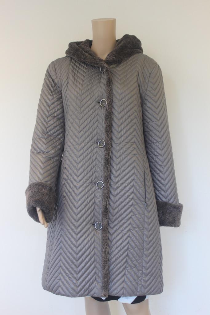 Baronia taupe winterjas maat 42, Kleding | Dames, Jassen | Winter, Zo goed als nieuw, Maat 42/44 (L), Bruin, Ophalen of Verzenden