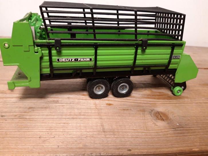 Siku deutz fahr opraapwagen, Hobby en Vrije tijd, Modelauto's | 1:32, Gebruikt, Tractor of Landbouw, SIKU, Ophalen of Verzenden