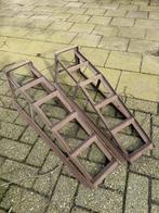 2 oprijbokkken, Ophalen, Zo goed als nieuw, Manueel, Garagekrik