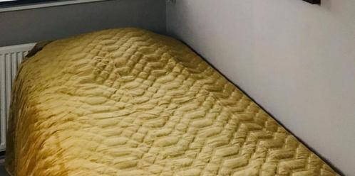 Sprei goudkleurig 200 keer 2020 hotel chique, Huis en Inrichting, Slaapkamer | Beddengoed, Overige typen, Overige maten, Overige kleuren