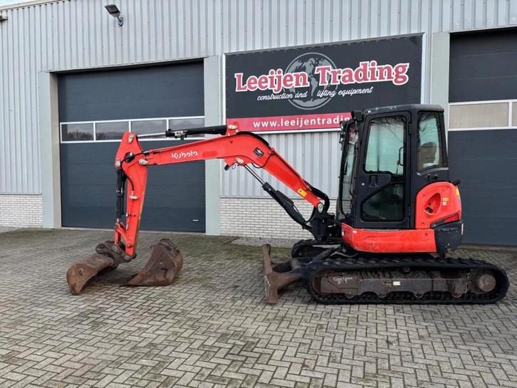 Kubota U48-4 mini excavator, 2016 year , 2x buckets !, Zakelijke goederen, Machines en Bouw | Kranen en Graafmachines, Graafmachine