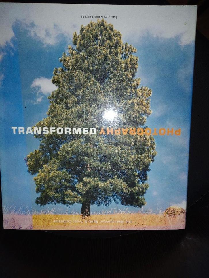 fotoboek Photography Transformed van Klaus Kertess Hardcover, Boeken, Kunst en Cultuur | Fotografie en Design, Gelezen, Fotografen