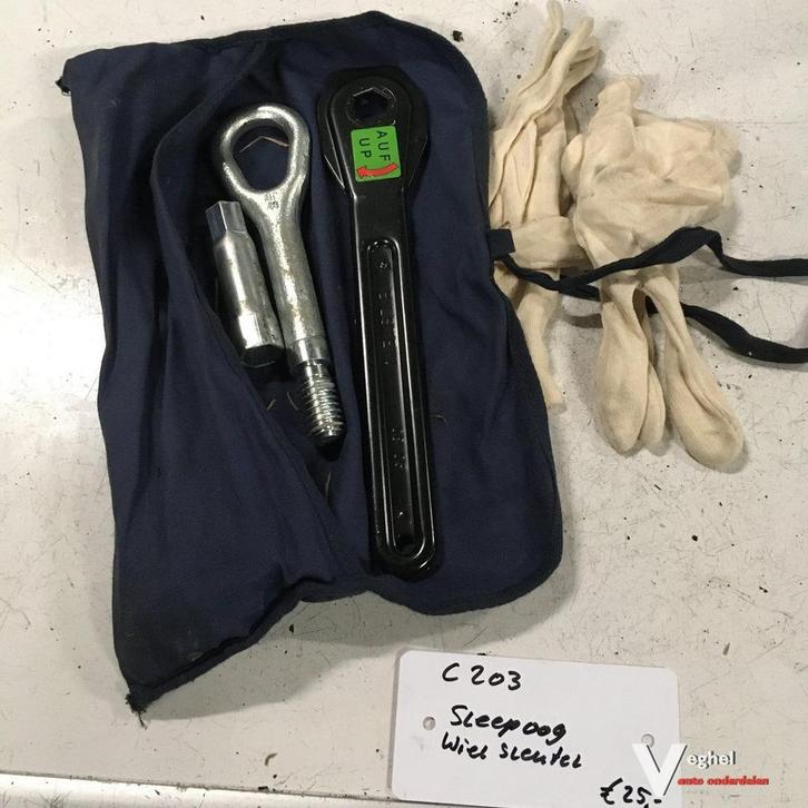 Mercedes C203 Sleepoog met wielsleutel, Auto-onderdelen, Carrosserie en Plaatwerk, Gebruikt, Ophalen of Verzenden