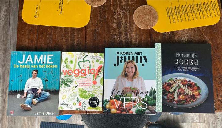 Kookboeken: Jamie, Veggie, Janny & Natuurlijk Koken, Boeken, Kookboeken, Gelezen, Hoofdgerechten, Europa, Gezond koken, Ophalen