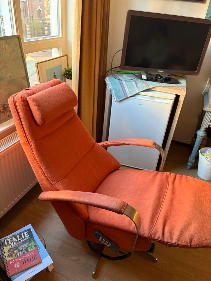 Sta zit stoel elektrisch, Huis en Inrichting, Fauteuils, Gebruikt, Stof, 75 tot 100 cm, Ophalen