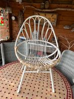 Rotan Stoel - Vintage Charme, Huis en Inrichting, Stoelen, Ophalen, Gebruikt, Wit, Riet of Rotan