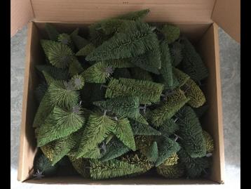 HO Scenery, bomen, strooimateriaal, lantaarns etc beschikbaar voor biedingen