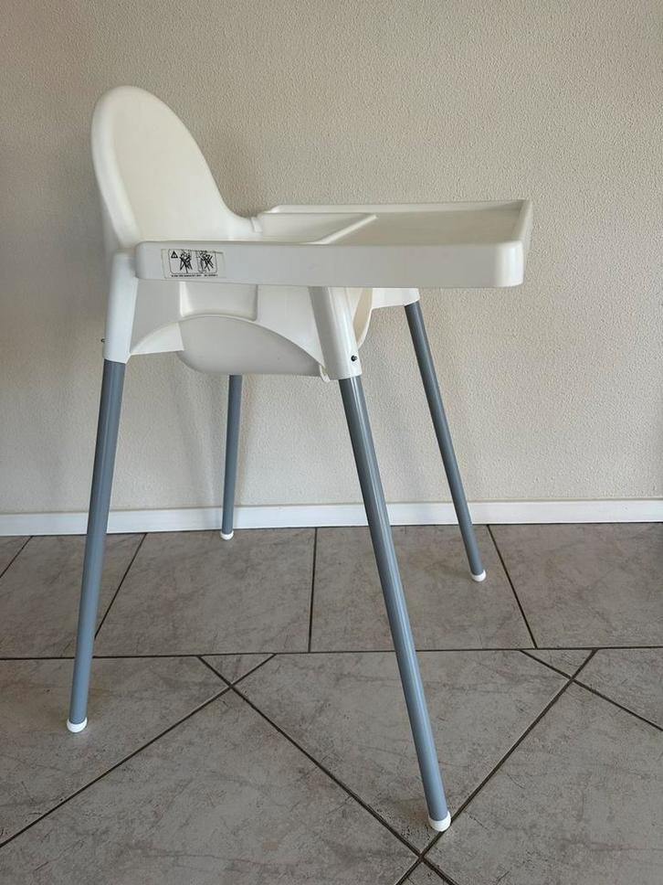 kinderstoel met tafelblad wit 4 losse klikpoten Antilop Ikea, Kinderen en Baby's, Kinderstoelen, Gebruikt, Overige typen, Afneembaar eetblad