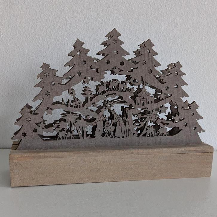 Thomas Philipps kersttafereel houtsnijwerk kerststal, Diversen, Kerst, Zo goed als nieuw, Ophalen of Verzenden