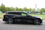 Volvo V60 2.0 T8 Plug-in Hybrid AWD Plus R-Line 341Pk Aut Fu, Auto's, Volvo, Automaat, Gebruikt, Zwart, Vierwielaandrijving