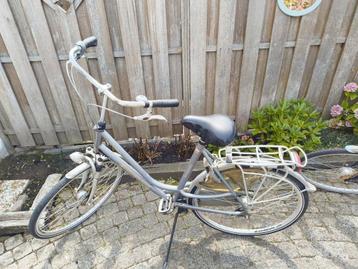 Batavus Boston damesfiets 57cm 28inch, nette sta t beschikbaar voor biedingen