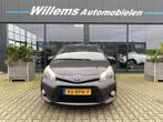 Toyota Yaris 1.5 Full Hybrid Aspiration Navigatie , Cruise C, Euro 5, Gebruikt, Zwart, 4 cilinders