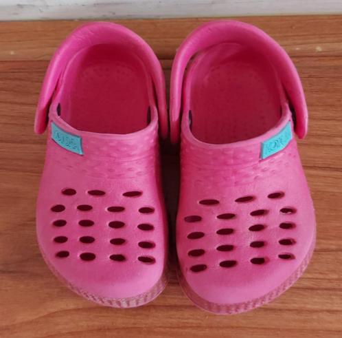 roze Crocs maat 20, Kinderen en Baby's, Kinderkleding | Schoenen en Sokken, Gebruikt, Overige typen, Meisje, Ophalen