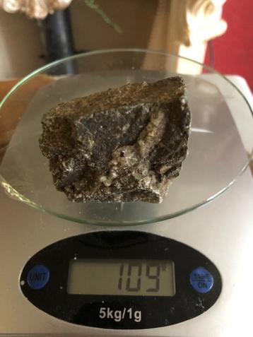 Nr1 ik denk bergkristal 109 gram beschikbaar voor biedingen