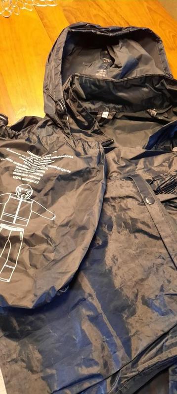 Regenpak - Ideaal voor fietsen en wandelen! beschikbaar voor biedingen