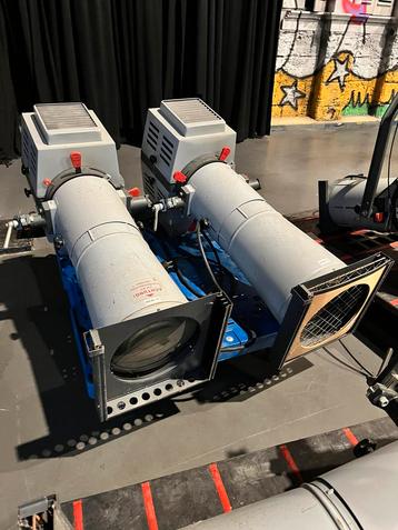 Enispot Theaterlamp 2000W - Professioneel Licht beschikbaar voor biedingen