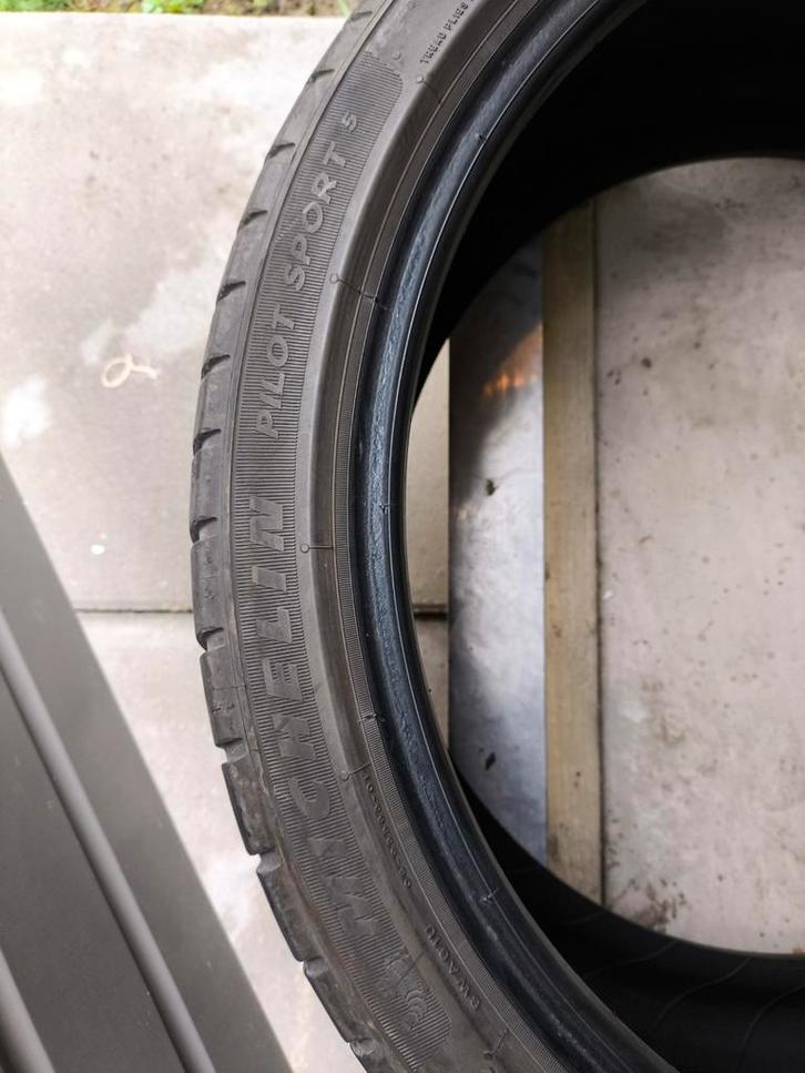 2x Michelin Pilot Sport 5 - 245/35 ZR19, Auto-onderdelen, Banden en Velgen, Band(en), Zomerbanden, 19 inch, 245 mm, Personenwagen