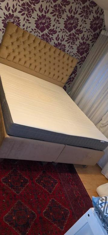 Twee persoonsbed
