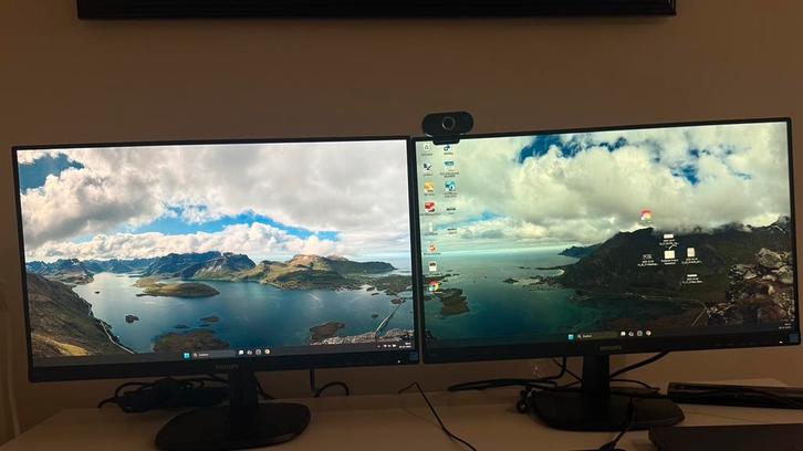 2 Philips 243V monitoren – ca. 2 jaar oud – werken perfect, Computers en Software, Monitoren, Zo goed als nieuw, IPS, Full HD