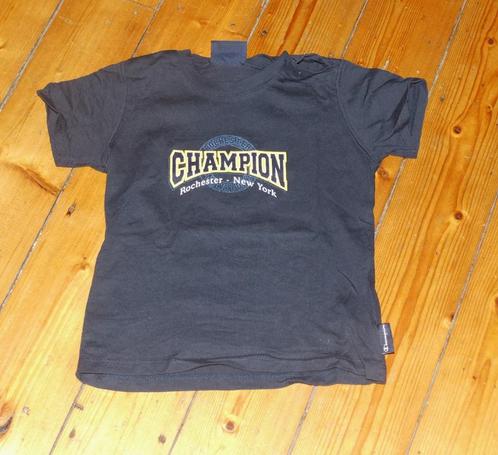 mooi Champion shirt maat 92, Kinderen en Baby's, Kinderkleding | Maat 92, Zo goed als nieuw, Jongen, Shirt of Longsleeve, Ophalen of Verzenden