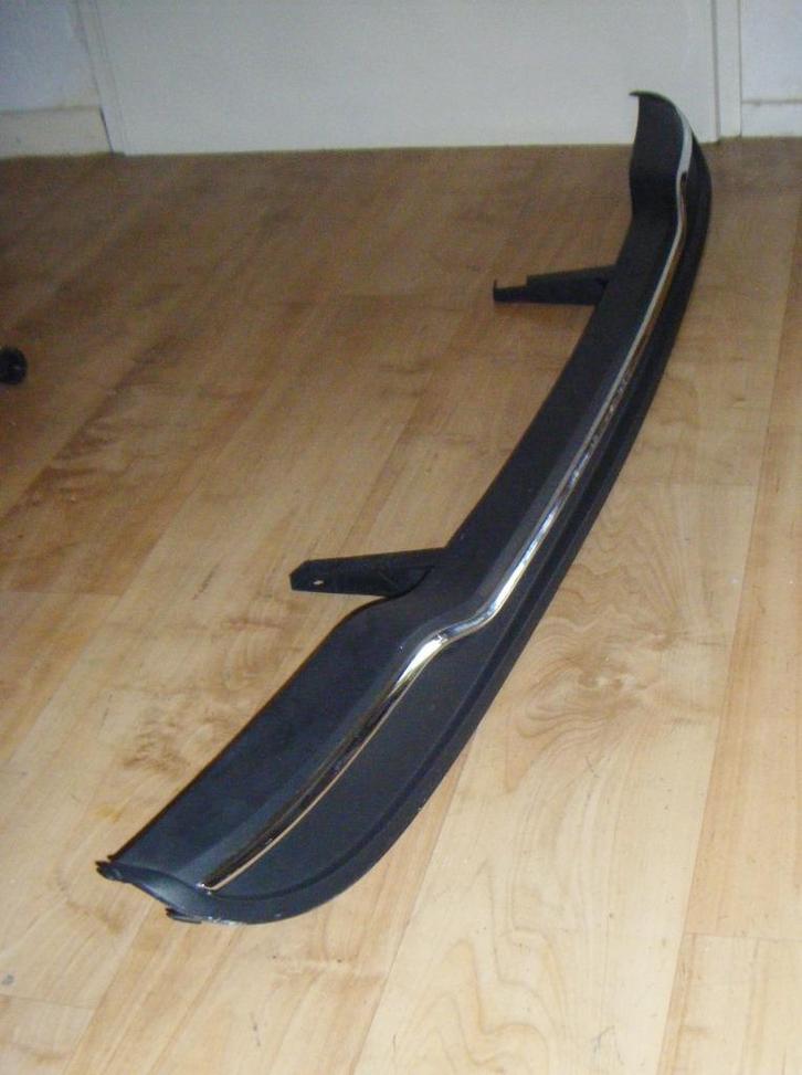 Diffuser,zgan!Mercedes Benz B-klasse W246,uit 2018,bumper, Auto-onderdelen, Carrosserie en Plaatwerk, Bumper, Mercedes-Benz, Voor