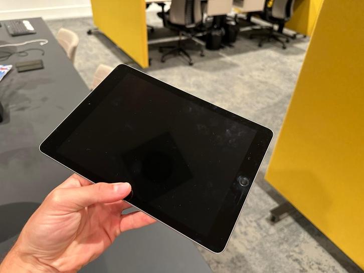 iPad 6 (2018) – 32GB – WiFi – Space Gray, Computers en Software, Windows Laptops, Zo goed als nieuw, 15 inch, 2 tot 3 Ghz, 32 GB
