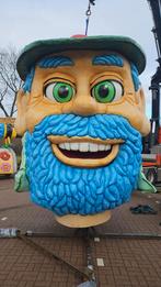 Grote polyester carnaval kop/ trekkerombouw/ loopwagentje, Verzenden