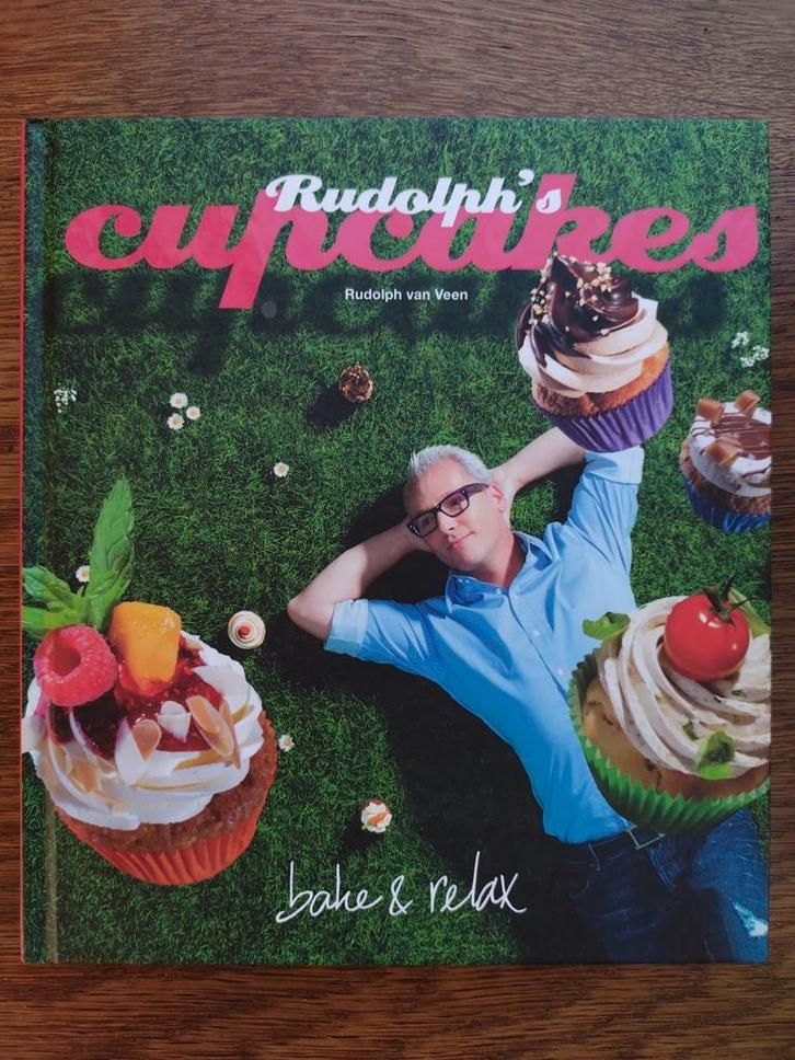 Rudolph van Veen - Rudolph's cupcakes, Boeken, Kookboeken, Zo goed als nieuw, Ophalen of Verzenden