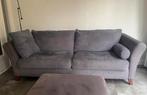 Gratis driezitsbank met hocker, Huis en Inrichting, Banken | Bankstellen, Ophalen, Gebruikt, Driepersoons, 75 tot 100 cm