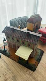 Station, Antiek en Kunst, Antiek | Speelgoed, Ophalen of Verzenden