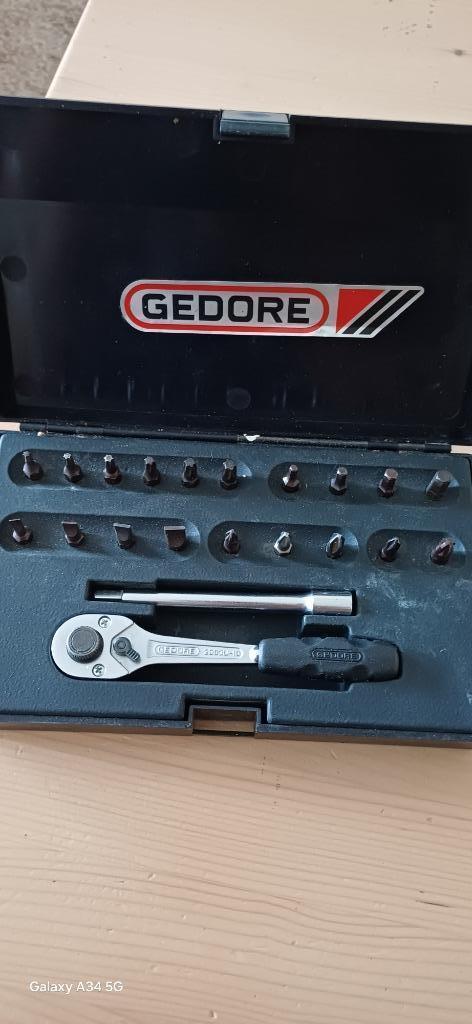 Gedore Bitset met Ratel in doos, Doe-het-zelf en Verbouw, Gereedschap | Handgereedschap, Zo goed als nieuw, Ophalen of Verzenden