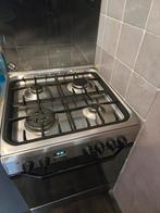 Indesit, Witgoed en Apparatuur, Fornuizen, Ophalen, Gebruikt, 4 kookzones, Gas