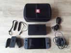 Nintendo Switch V2 Compleet in Goede Staat + Reiskoffer, Ophalen of Verzenden, Grijs, Zo goed als nieuw